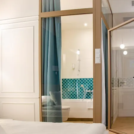 Baltica Hotell 3*